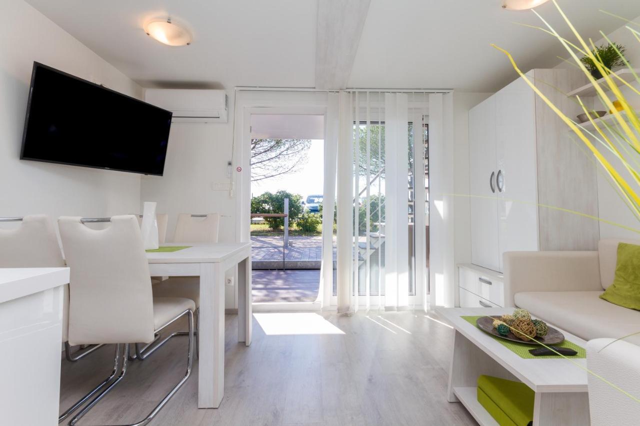 Bamboo Floating House Portoroz Apartment Bagian luar foto